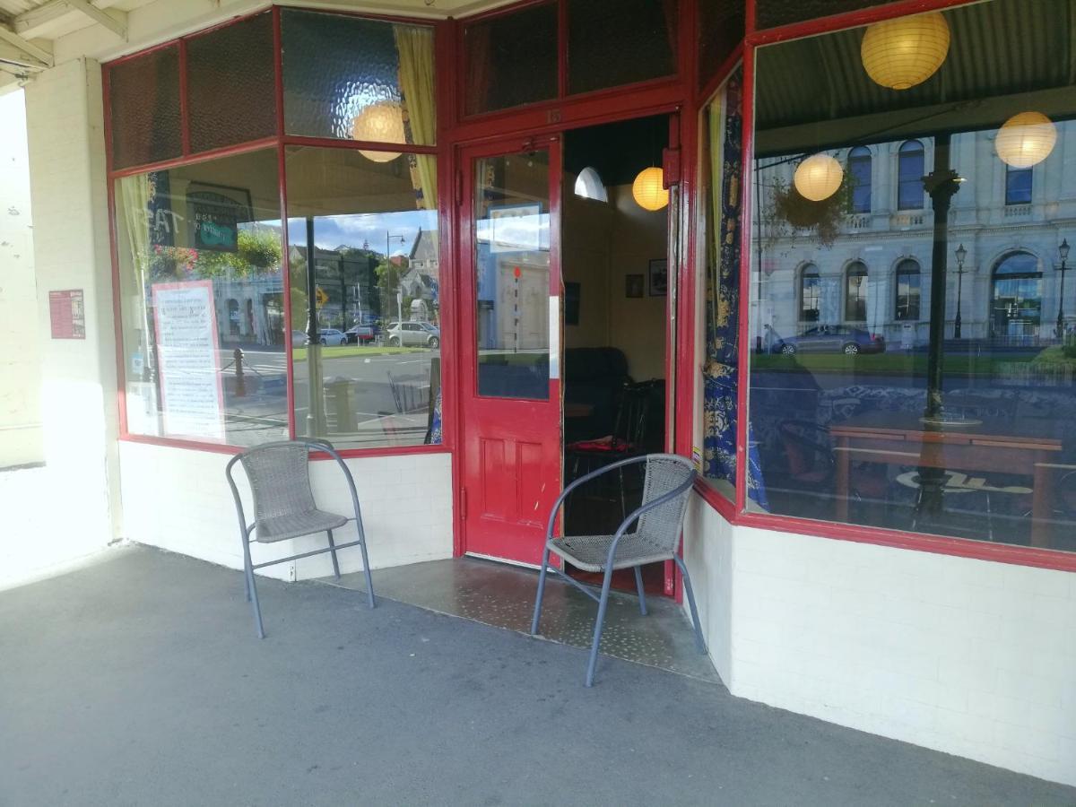 Empire Hotel Backpackers Oamaru Eksteriør billede
