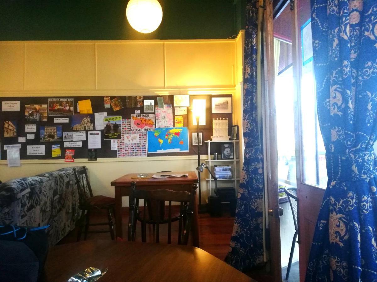 Empire Hotel Backpackers Oamaru Eksteriør billede